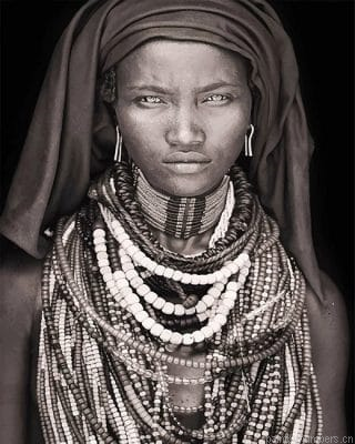 Black And White African Woman Painting By Numbers.png