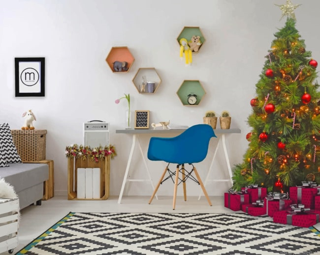 Christmas Tree In The Room Painting By Numberss.png