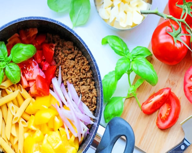 Pasta With Vegetables Food Painting By Numberss.png