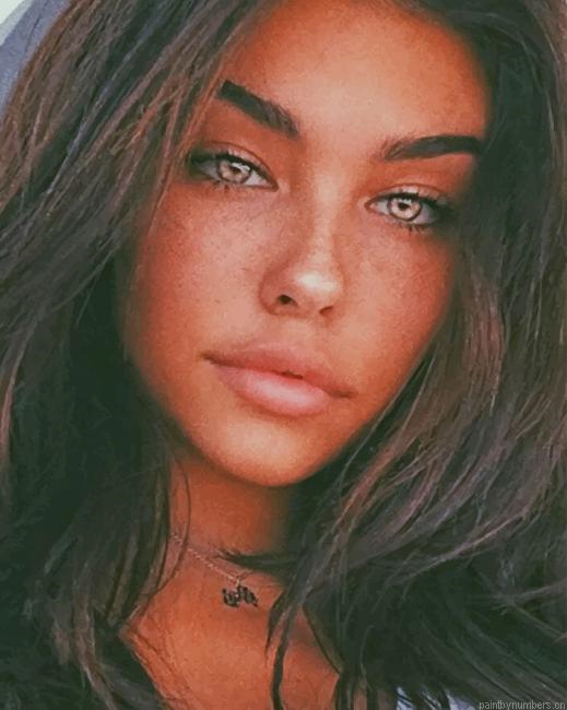 Singer Madison Beer Painting By Numbers.png