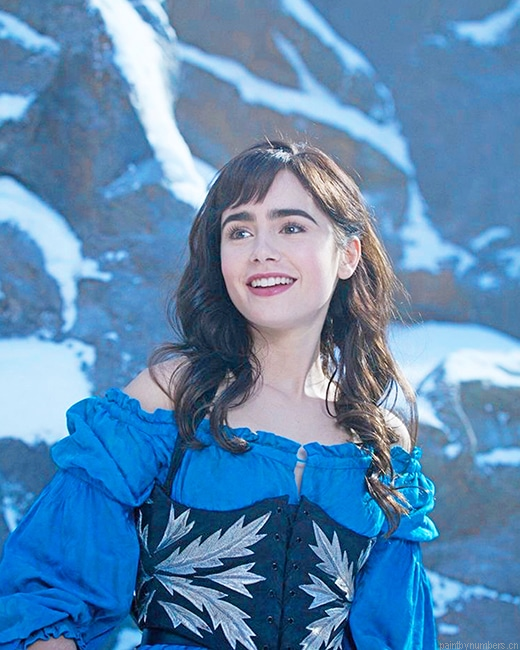 Snow White Mirror Lilly Collins Painting By Numberss.png